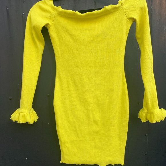 Yellow Off Shoulder Ruffled Dress - Picture 2 of 8